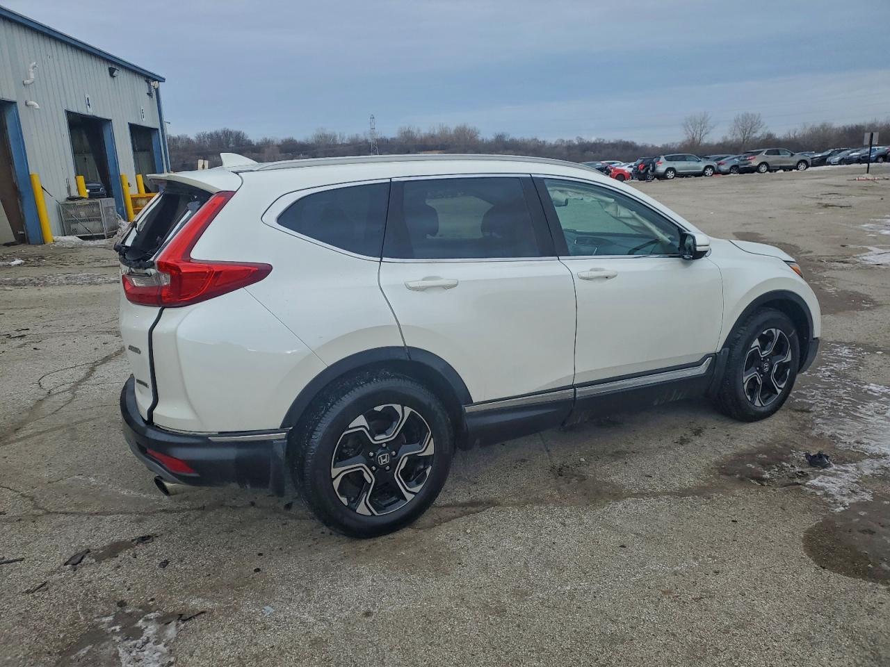 2018 Honda Cr-V Touring - Image 3