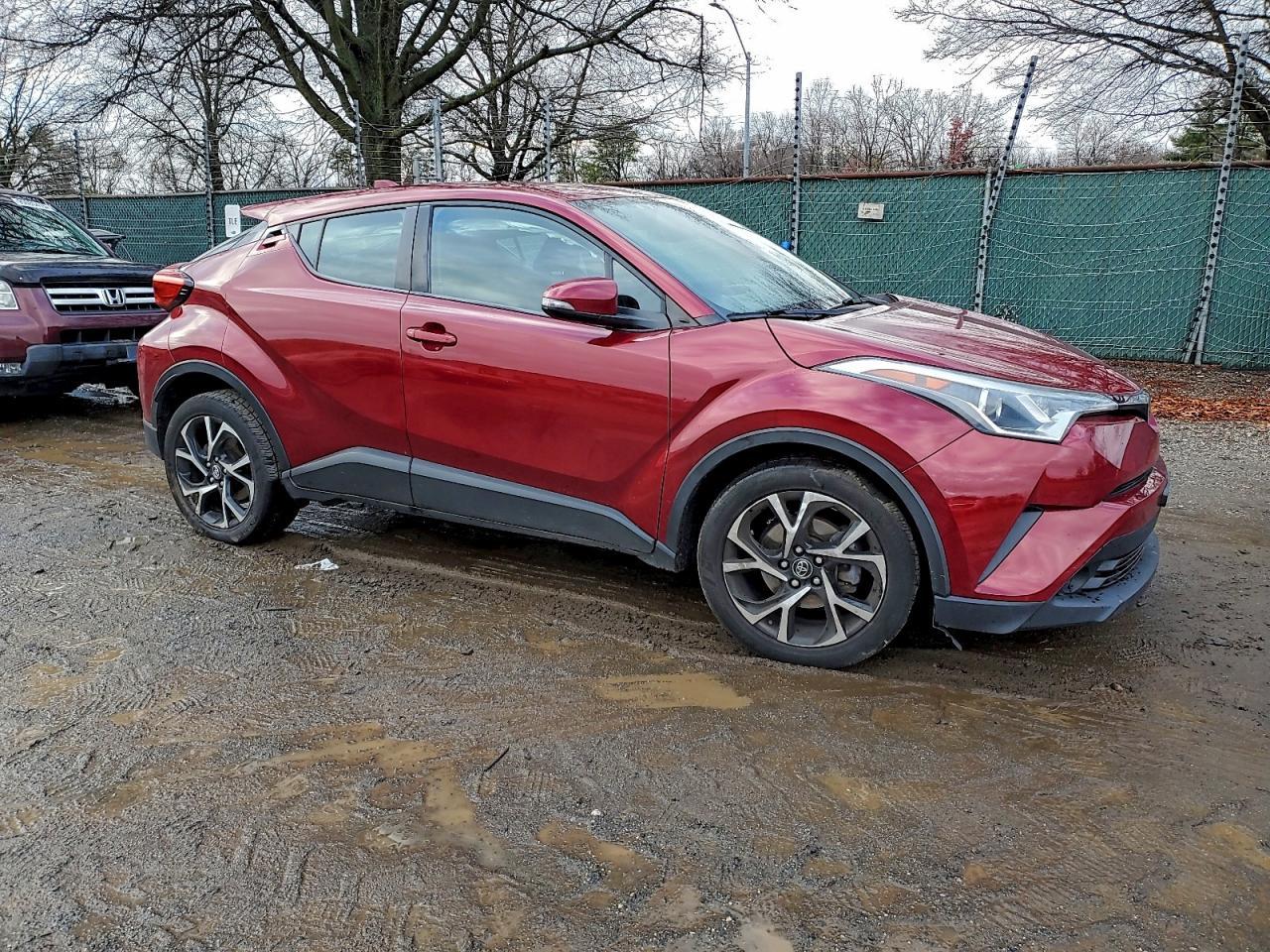 2019 Toyota C-Hr Xle - Фото 4