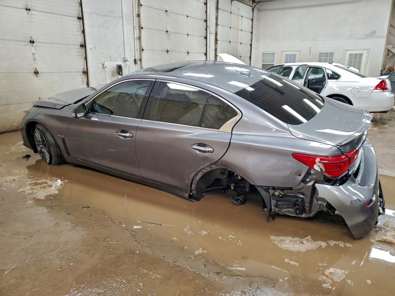 2017 Infiniti Q50 Red Sport 400 - Фото 2