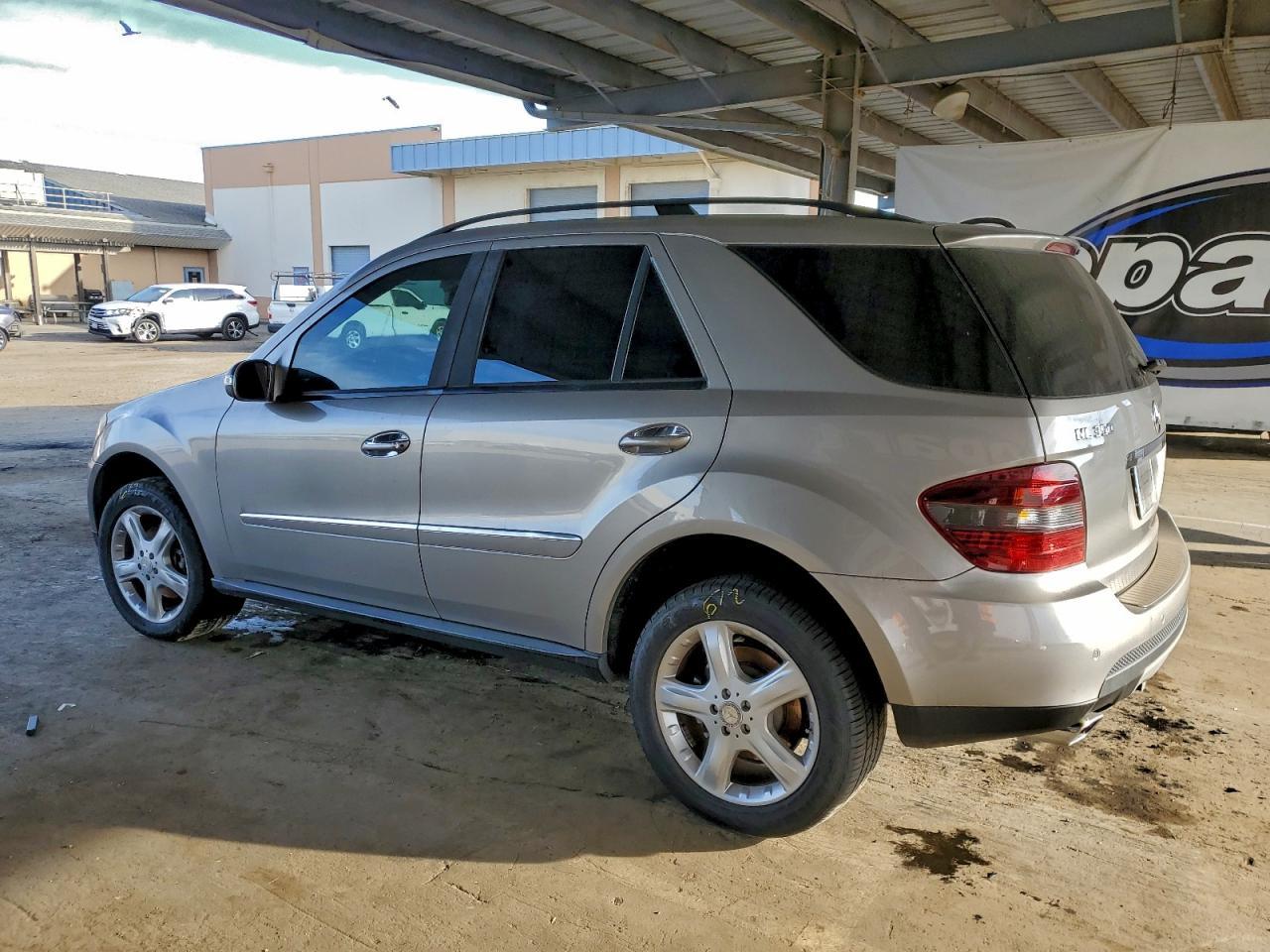 2008 Mercedes-Benz Ml 350 - Image 2
