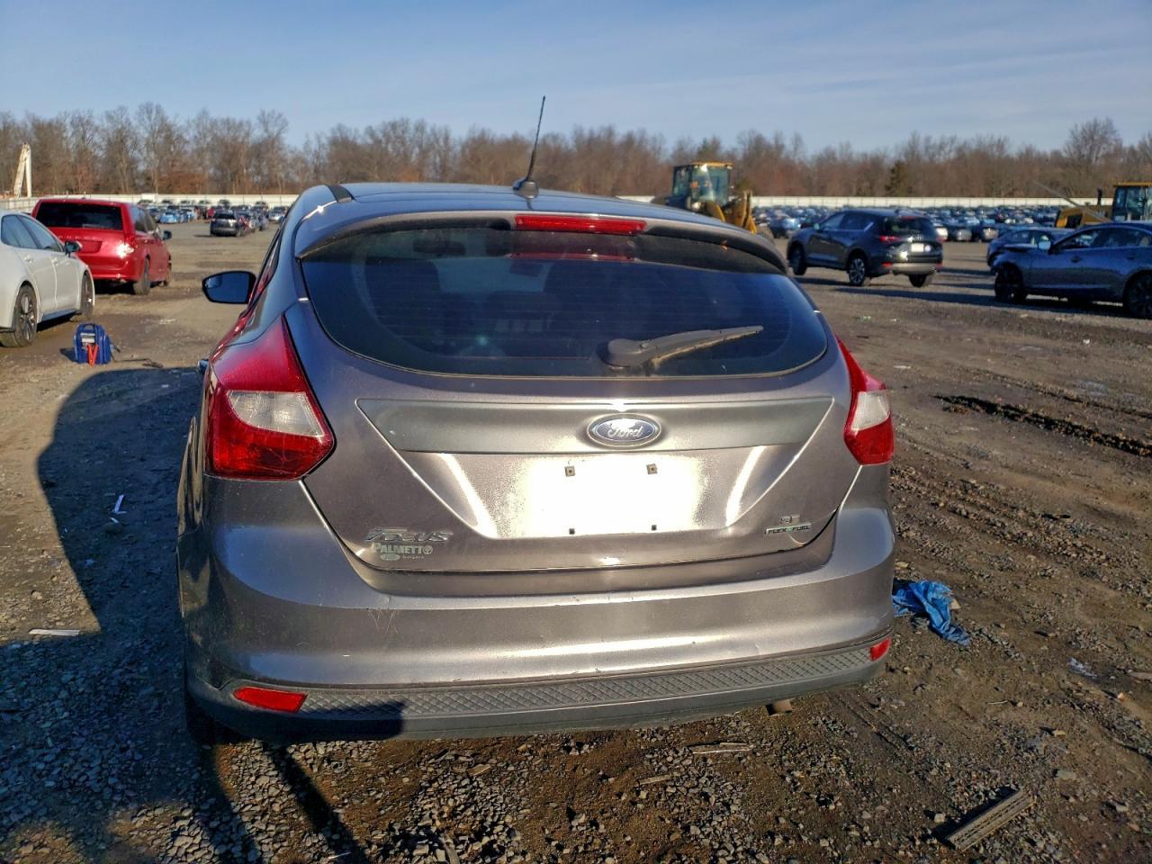 2014 Ford Focus Se - Image 6