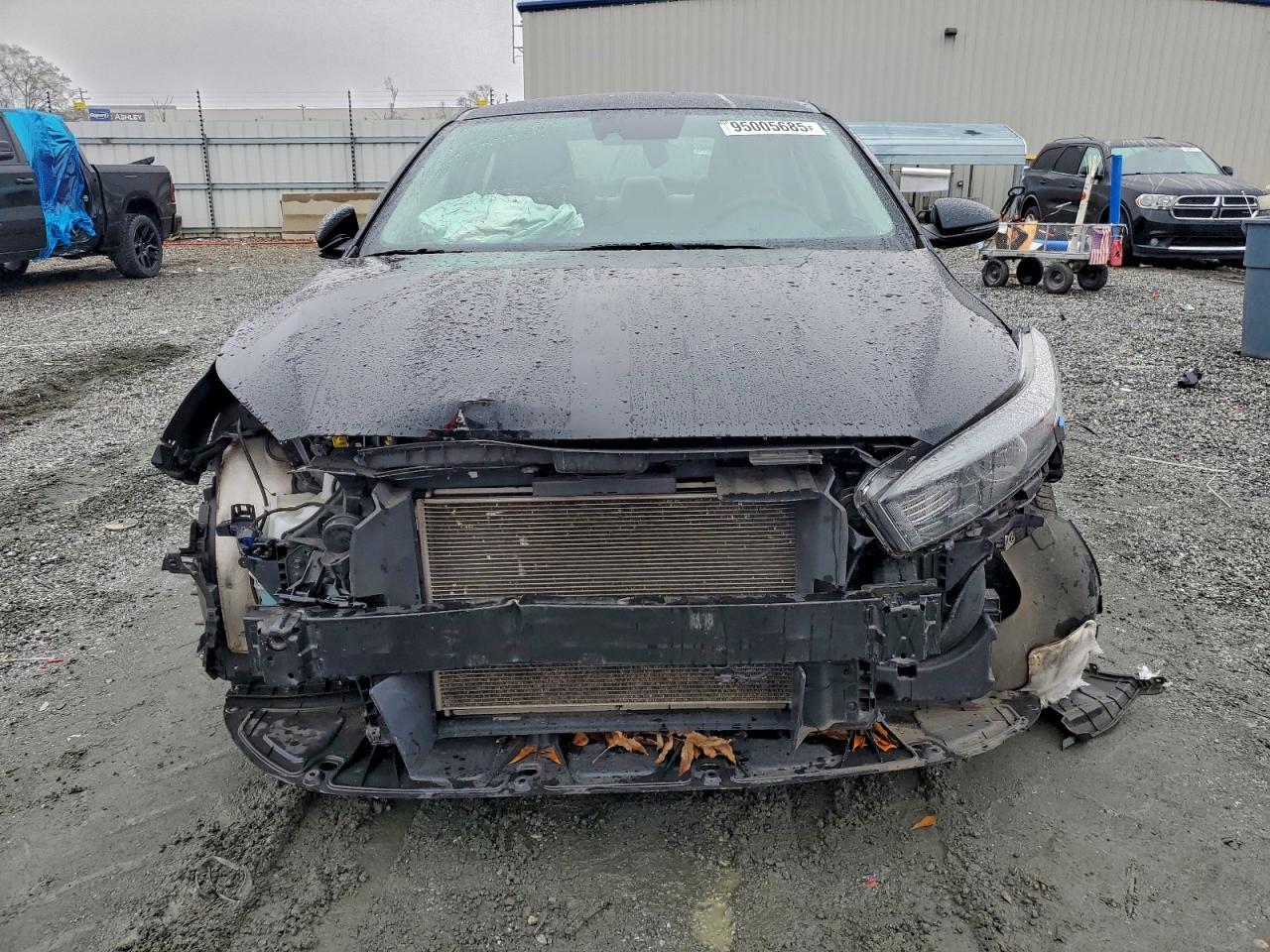 2022 Kia Forte Fe - Фото 5