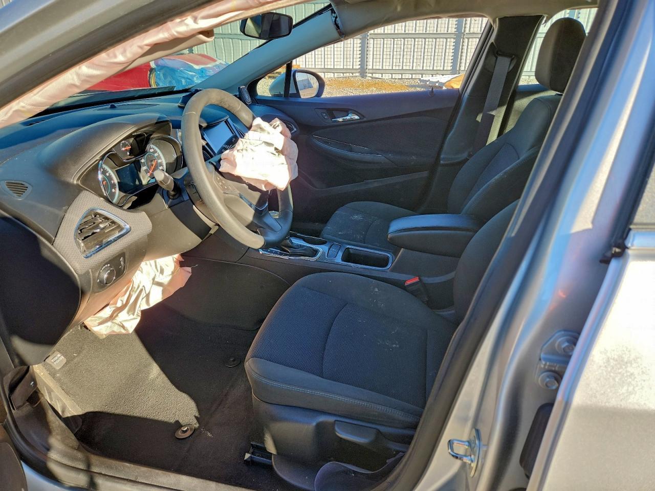 2017 Chev Cruze - Фото 7