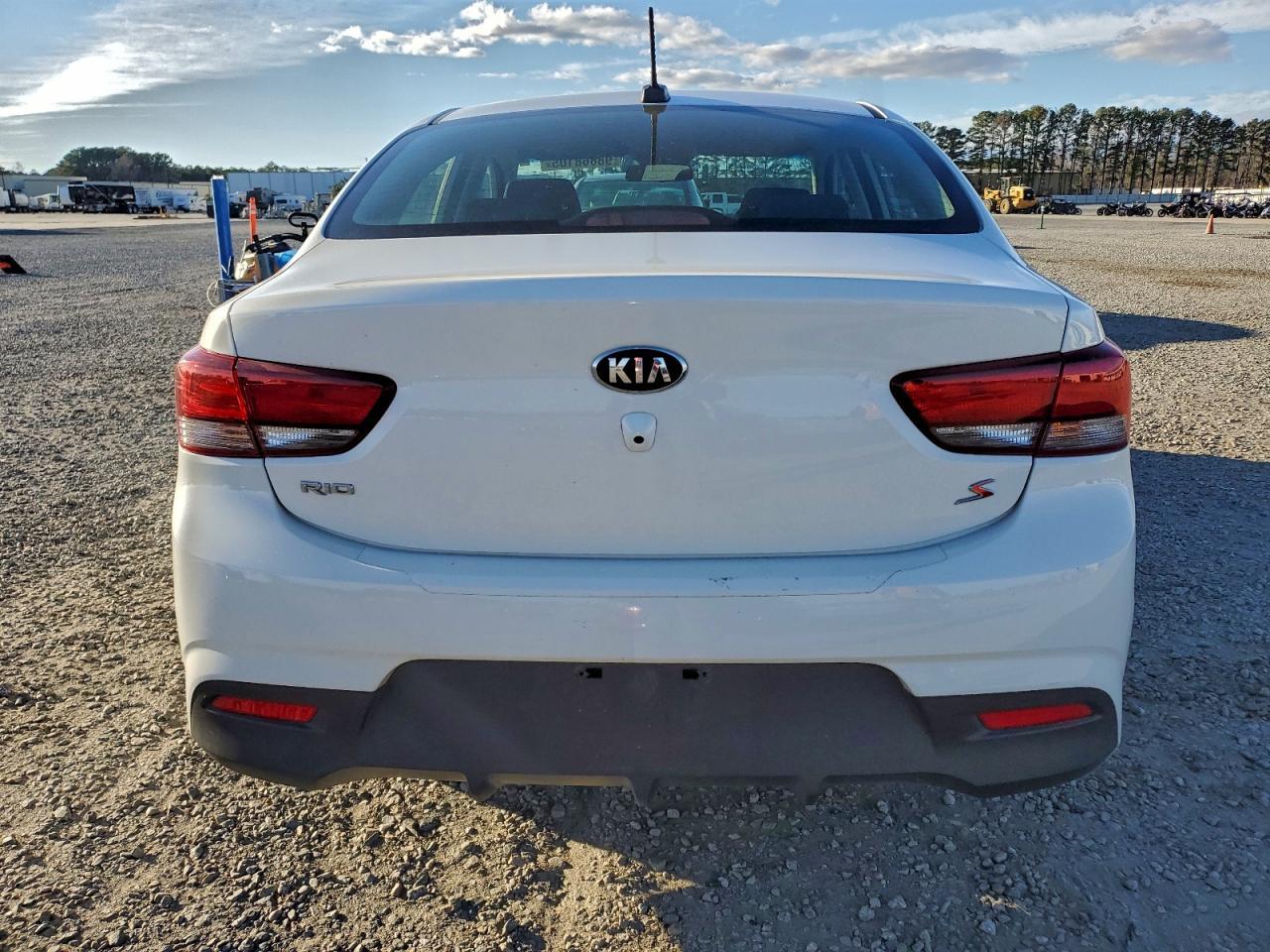 2020 Kia Rio Lx - Фото 6