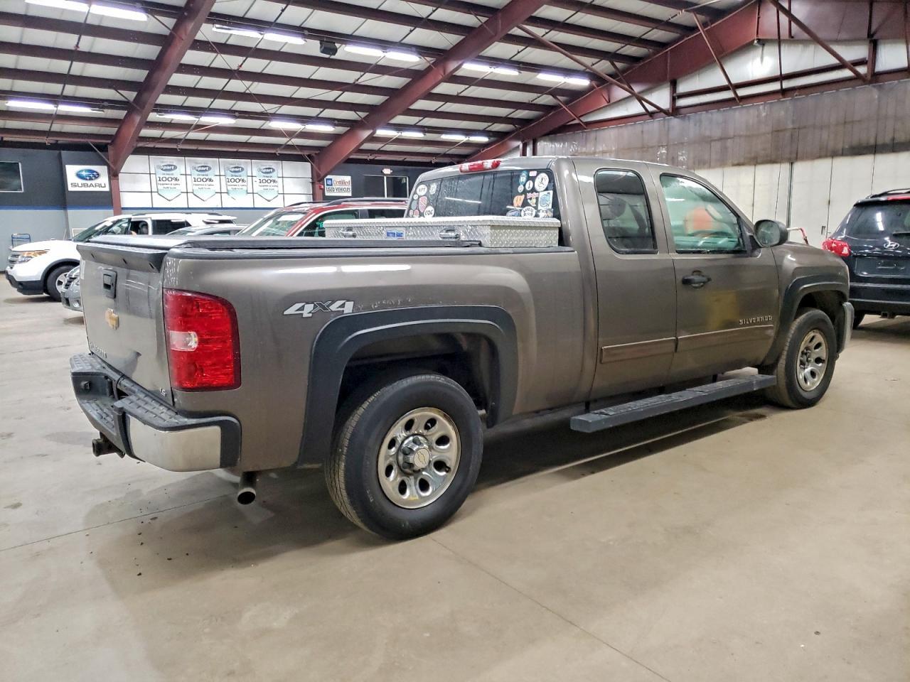 2013 Chevrolet Silverado K1500 Ls - Фото 3
