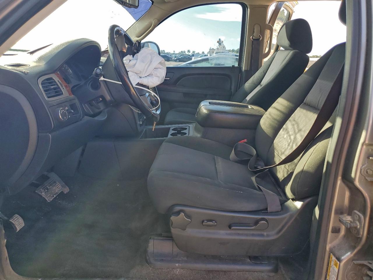 2012 GMC Yukon Xl C1500 Sle - Image 7