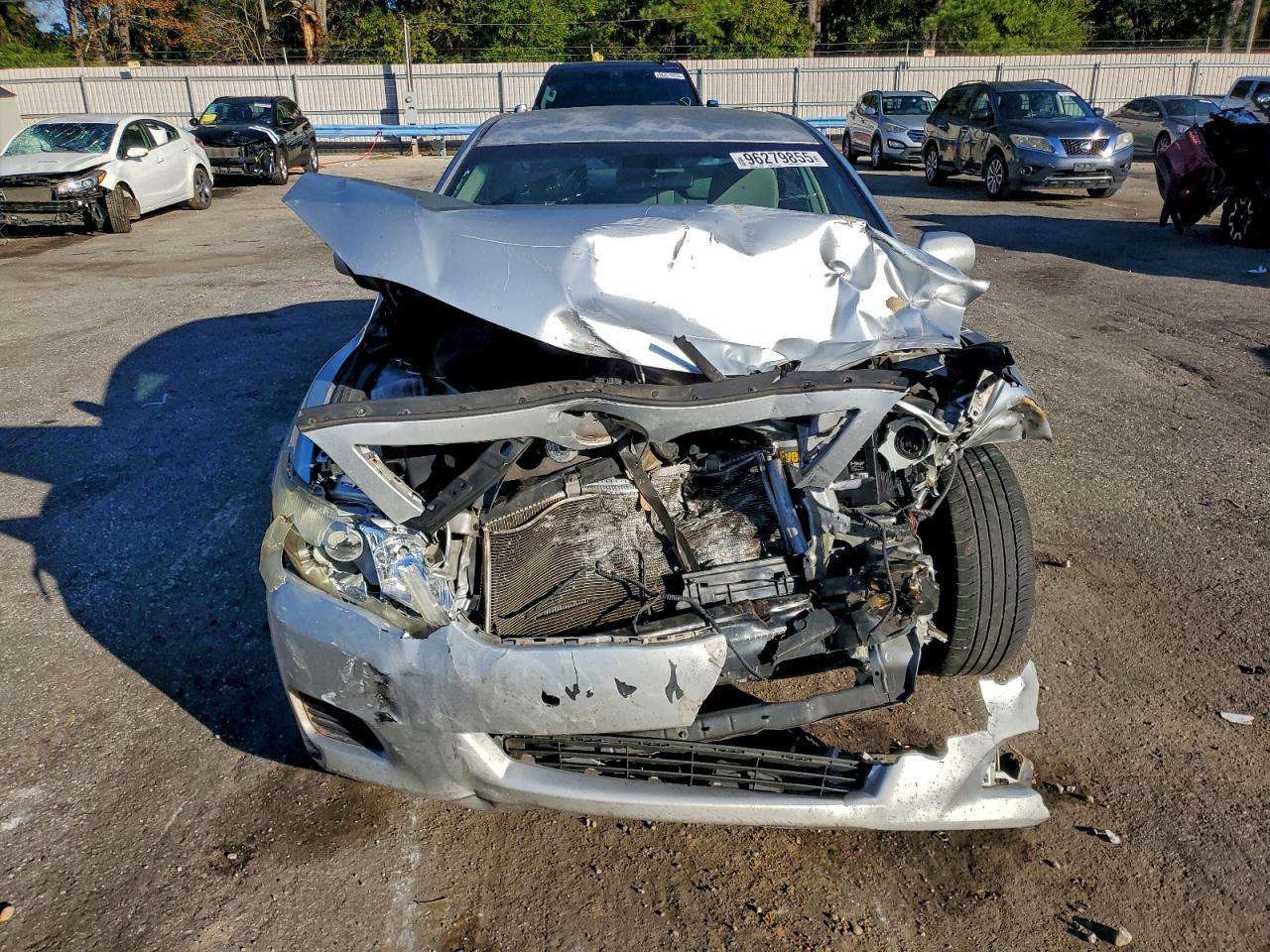 2010 Toyota Camry Base - Фото 5