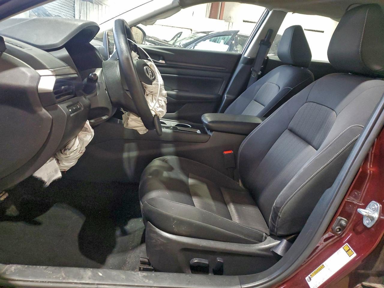 2024 Nissan Altima Sv - Image 7