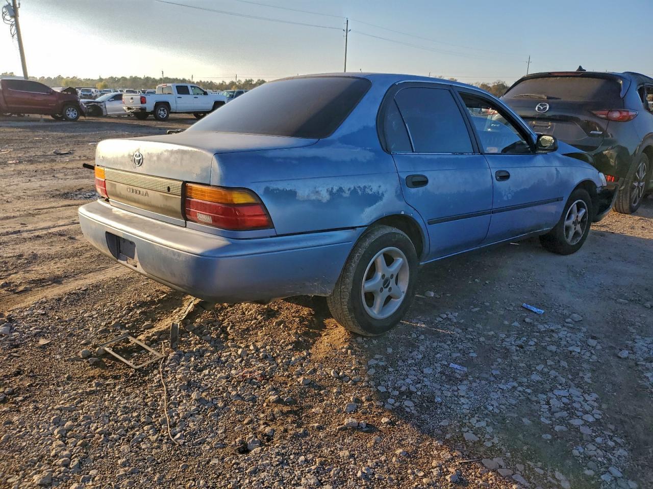 1995 Toyota Corolla Le - Фото 3