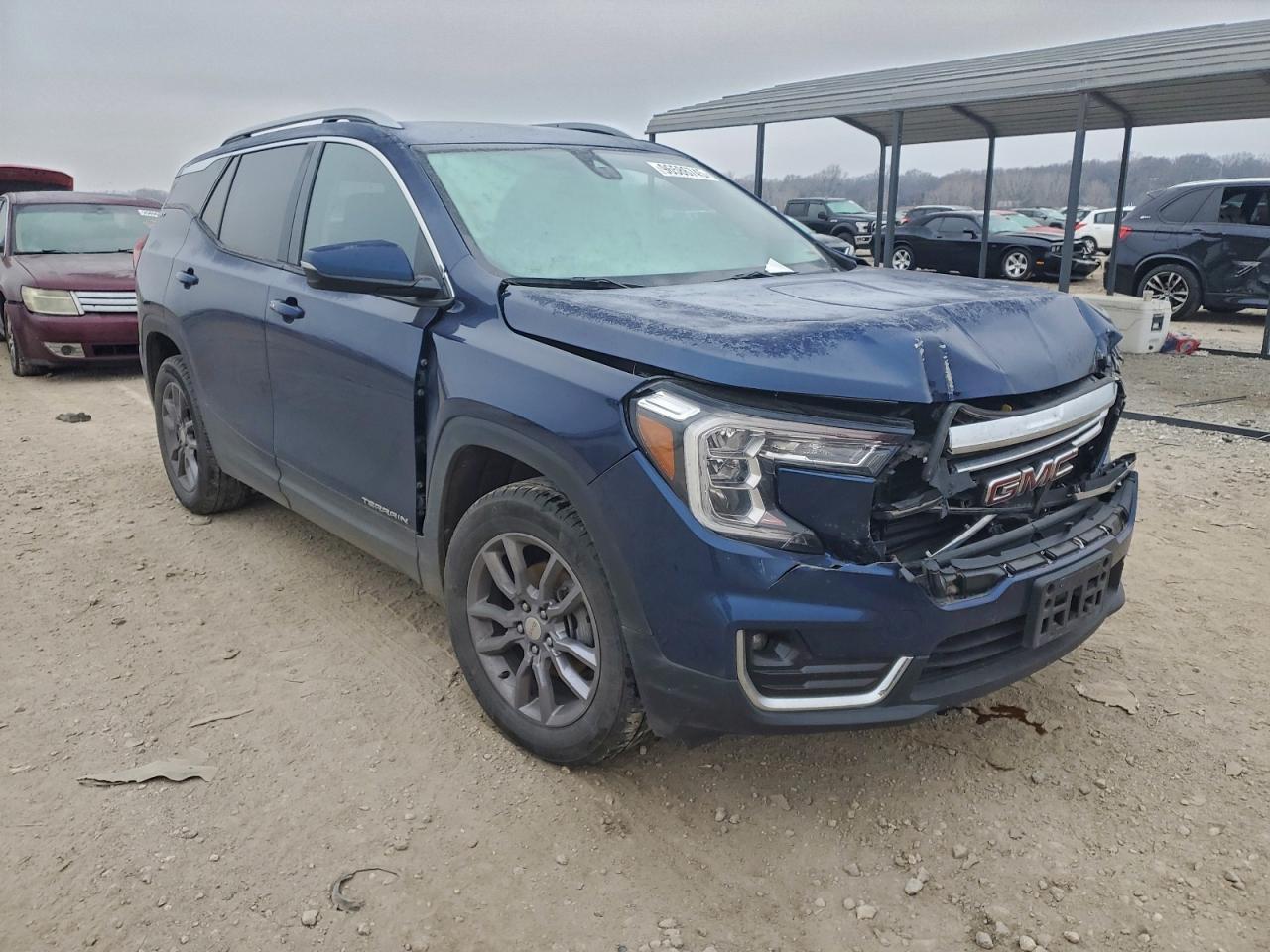 2023 GMC Terrain Slt - Image 4