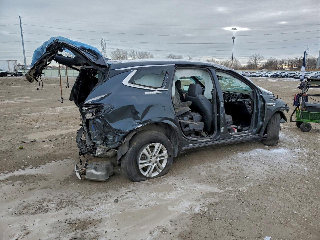 2020 Buick Enclave Essence - Image 3