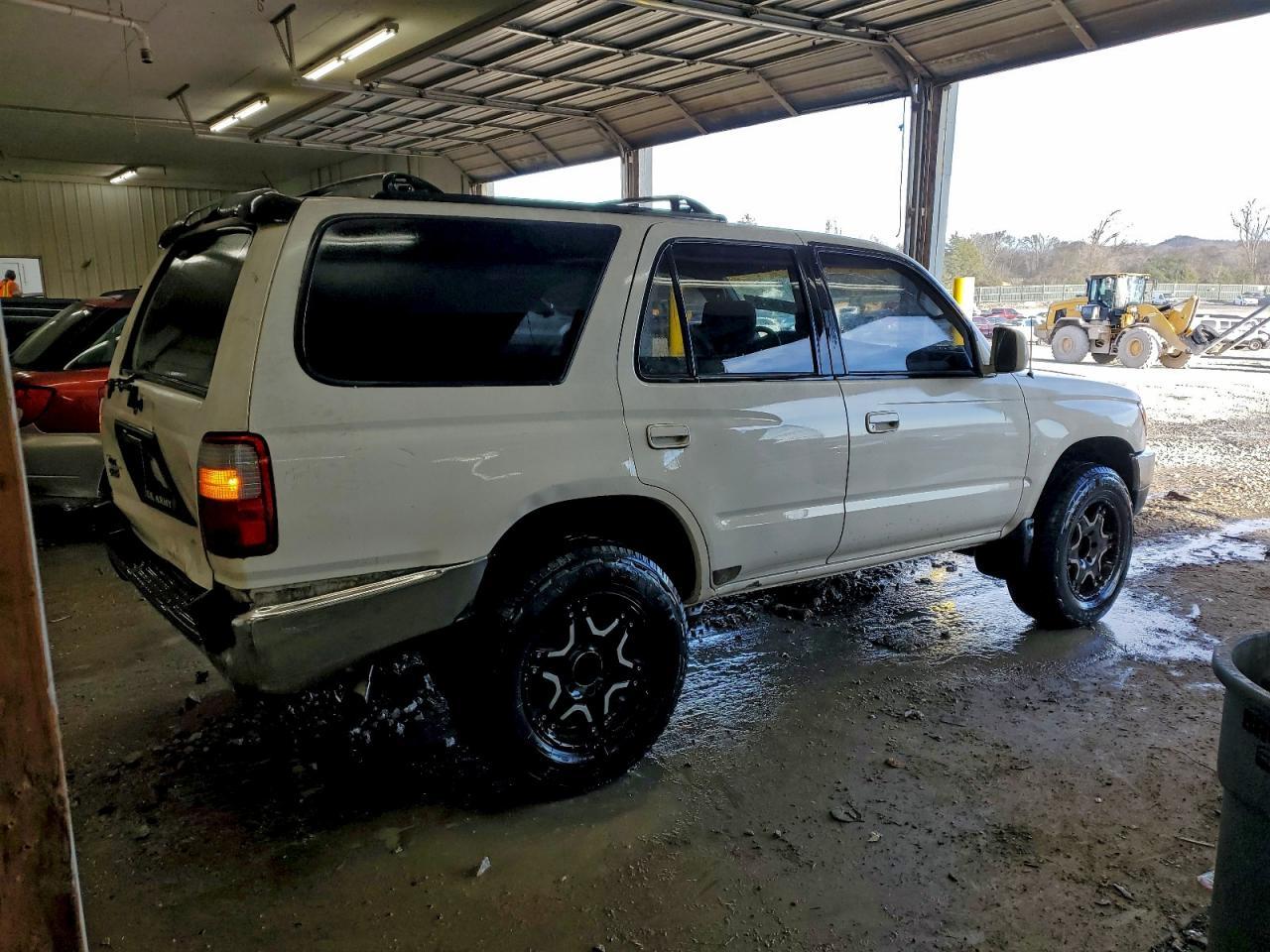 1998 Toyota 4Runner Sr5 - Image 3