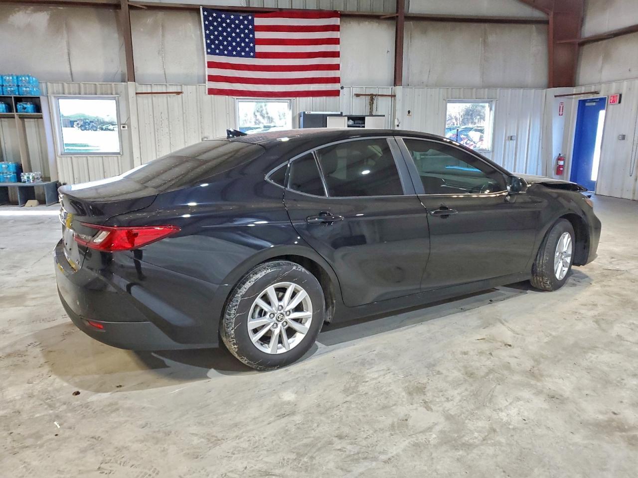 2025 Toyota Camry Le - Image 3