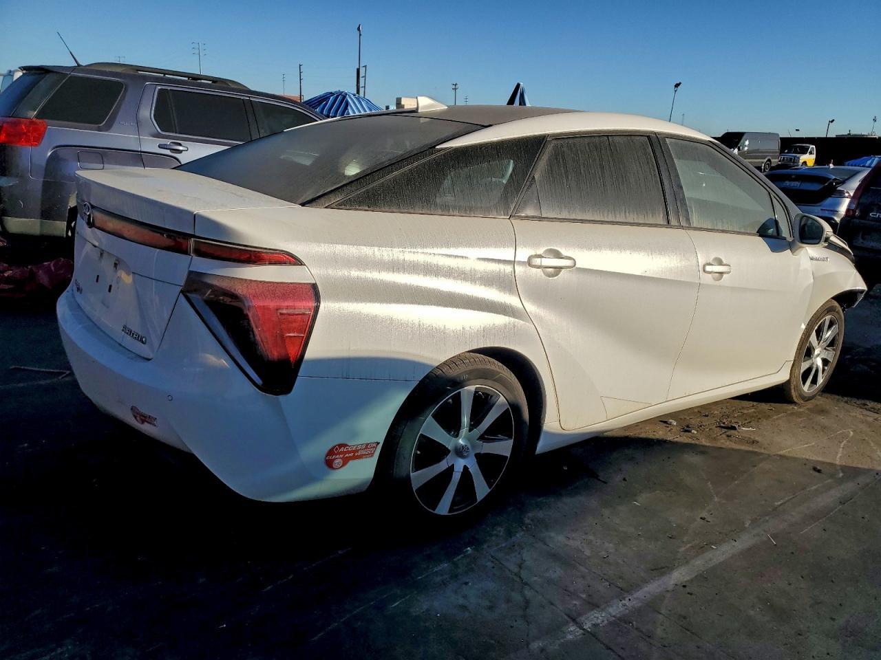 2017 Toyota Mirai - Фото 3