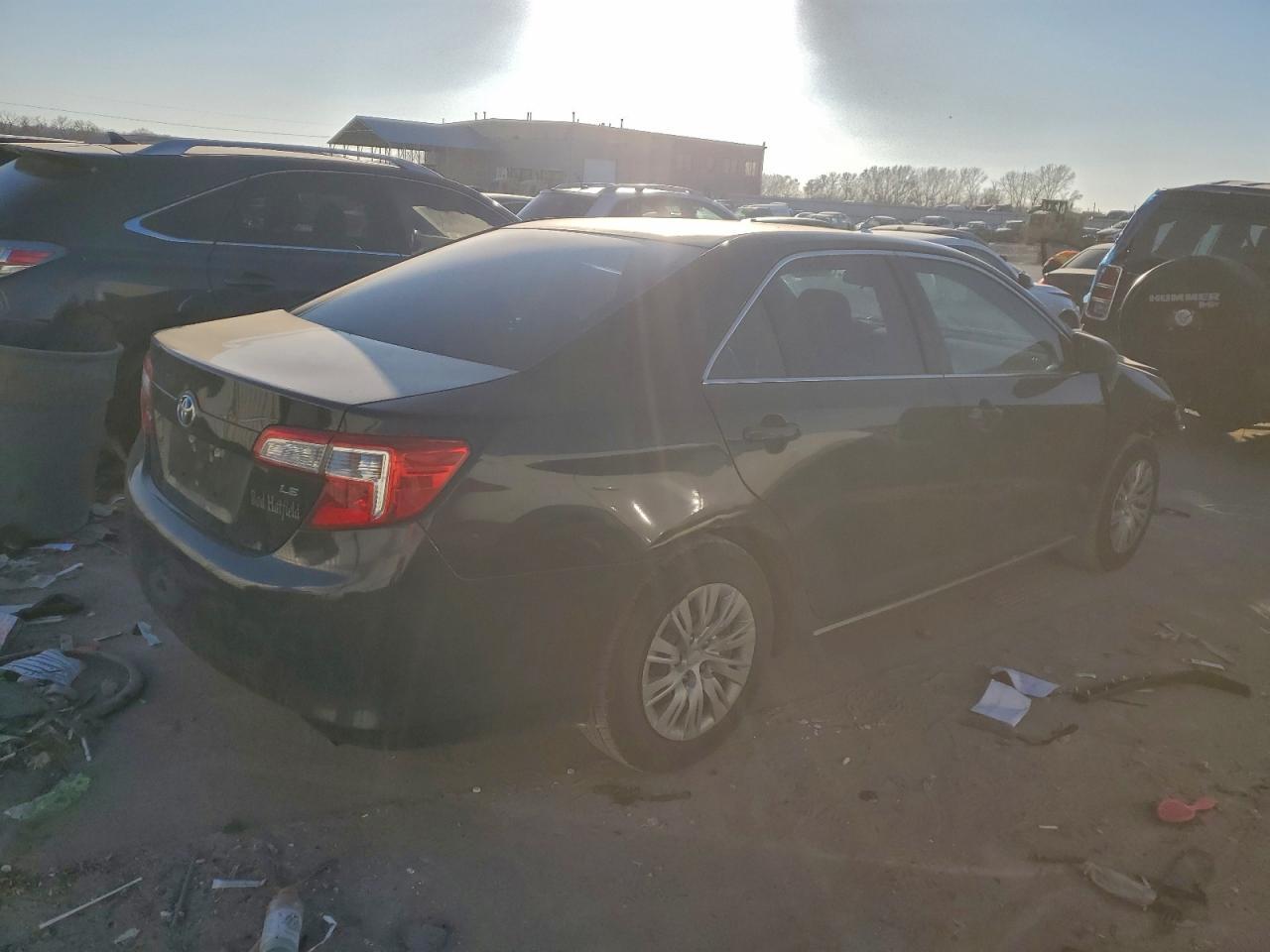 2014 Toyota Camry L - Image 3