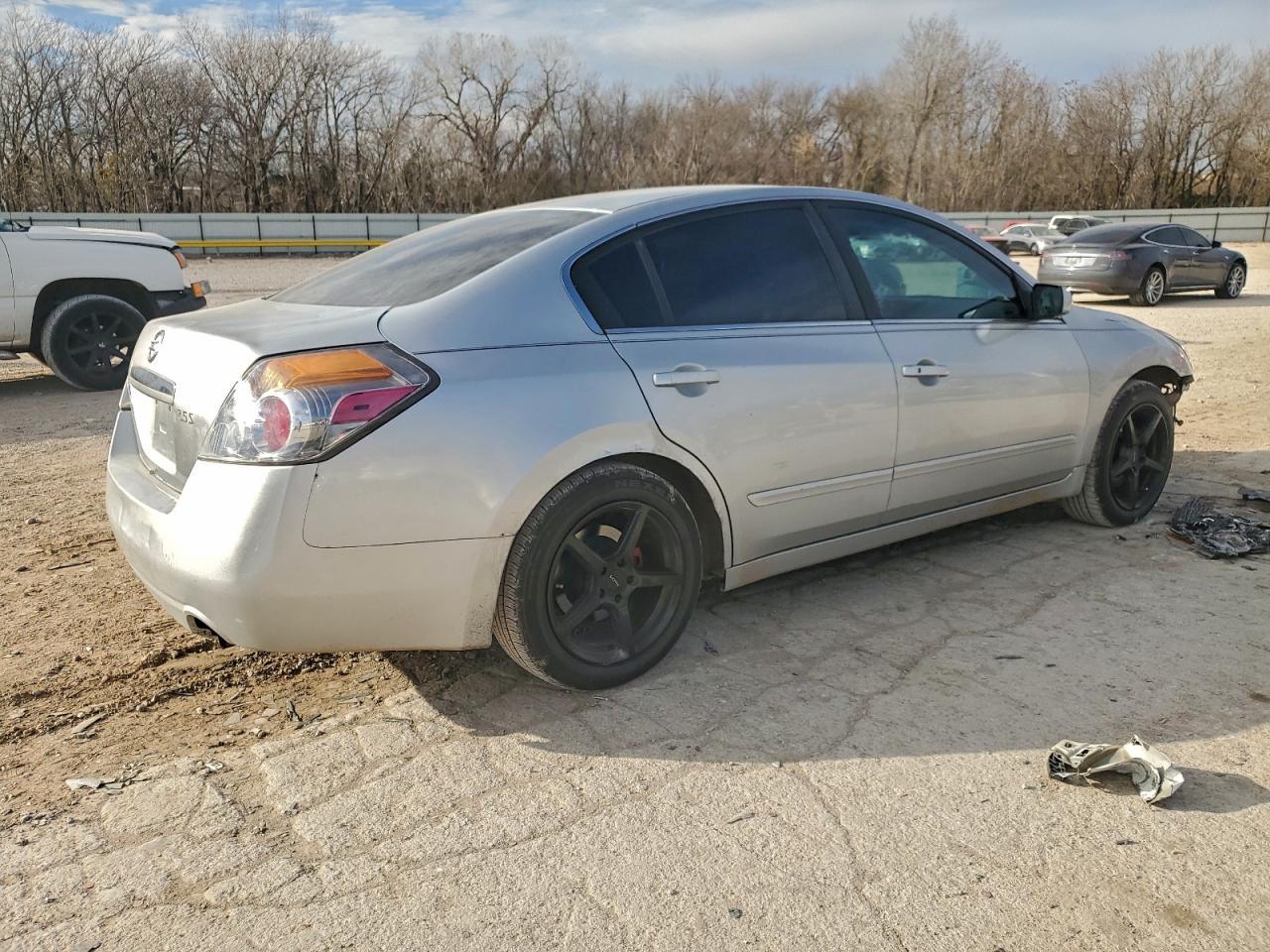 2009 Nissan Altima 2.5 - Фото 3