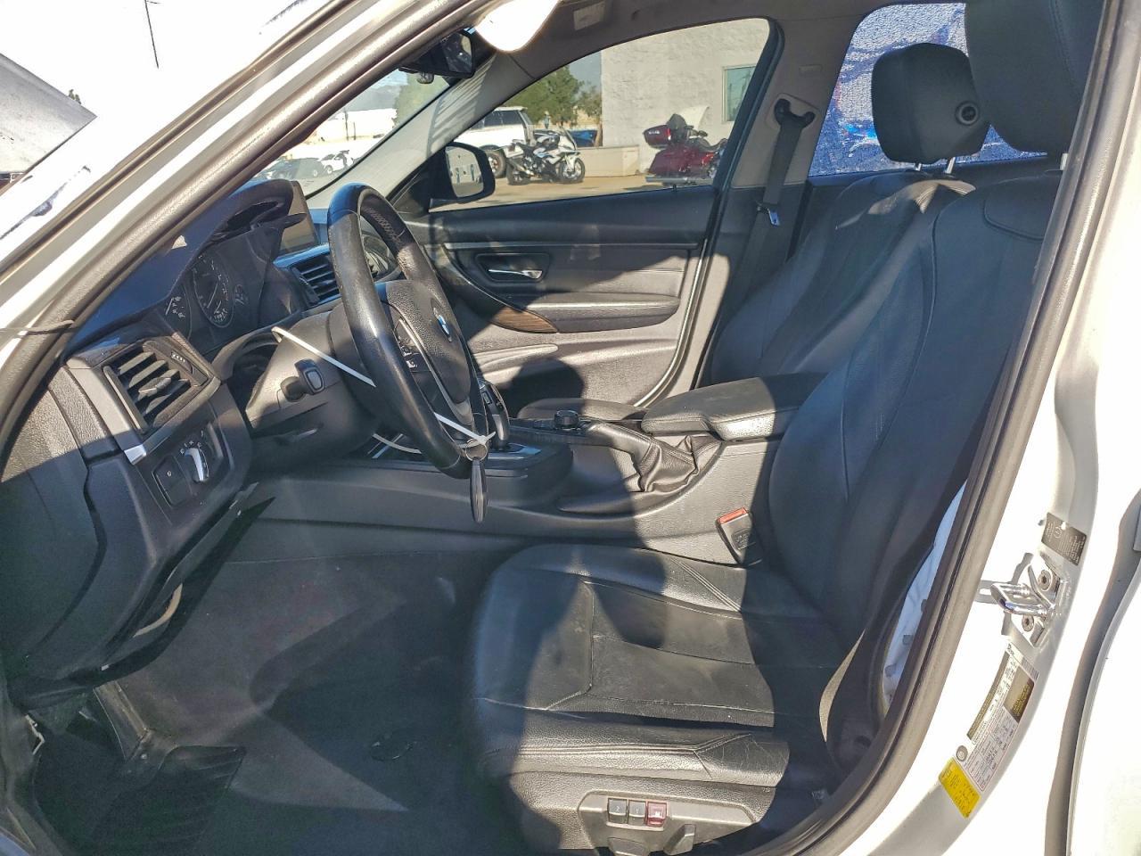 2012 BMW 328 I - Фото 7