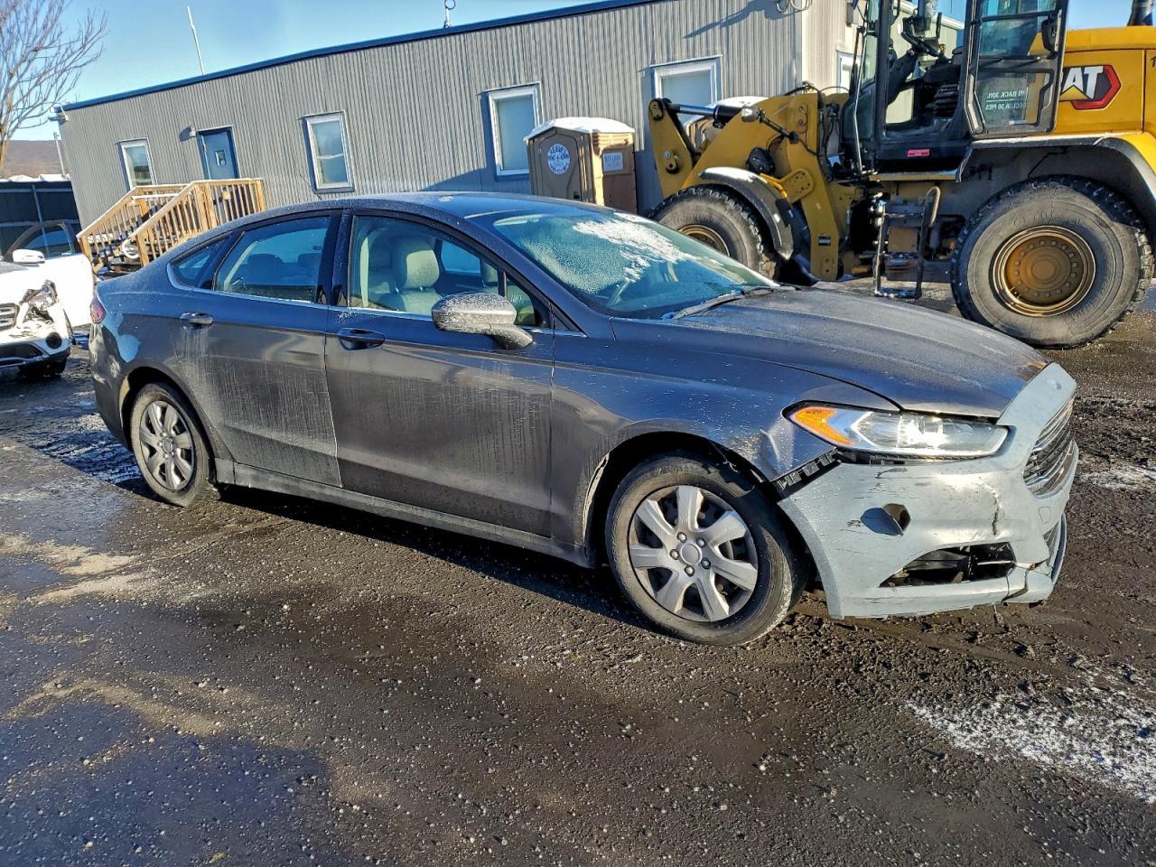 2014 Ford Fusion S - Фото 4