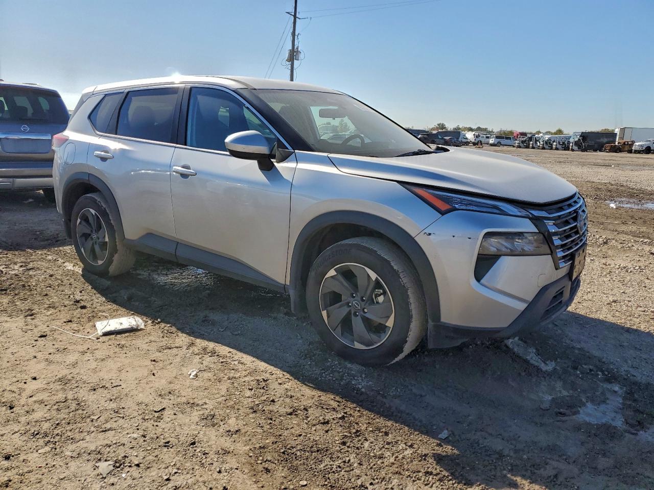 2025 Nissan Rogue Sv - Фото 4