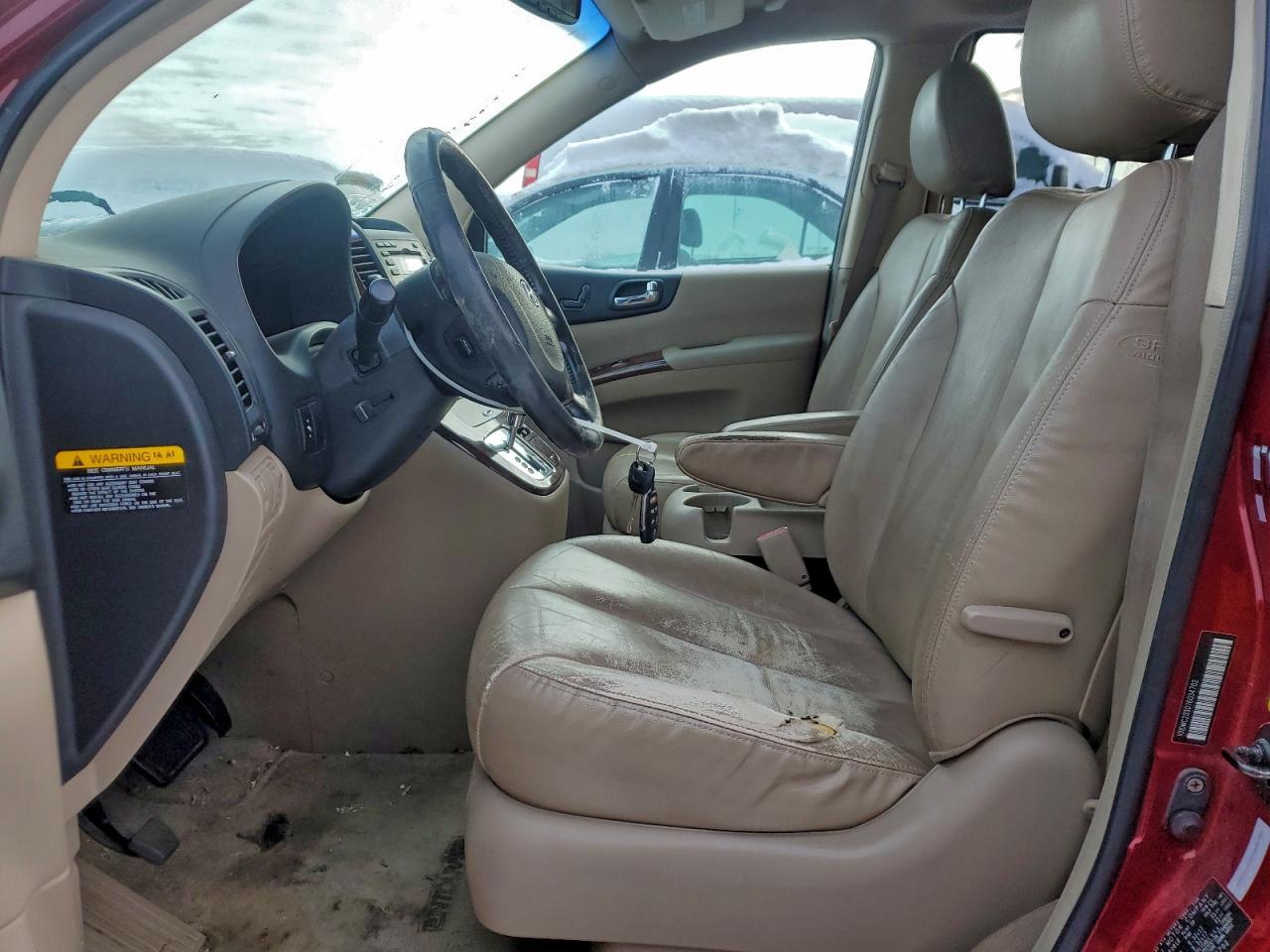 2007 Hyundai Entourage Gls - Image 7