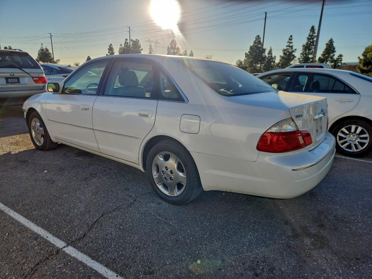 2004 Toyota Avalon Xl - Фото 2