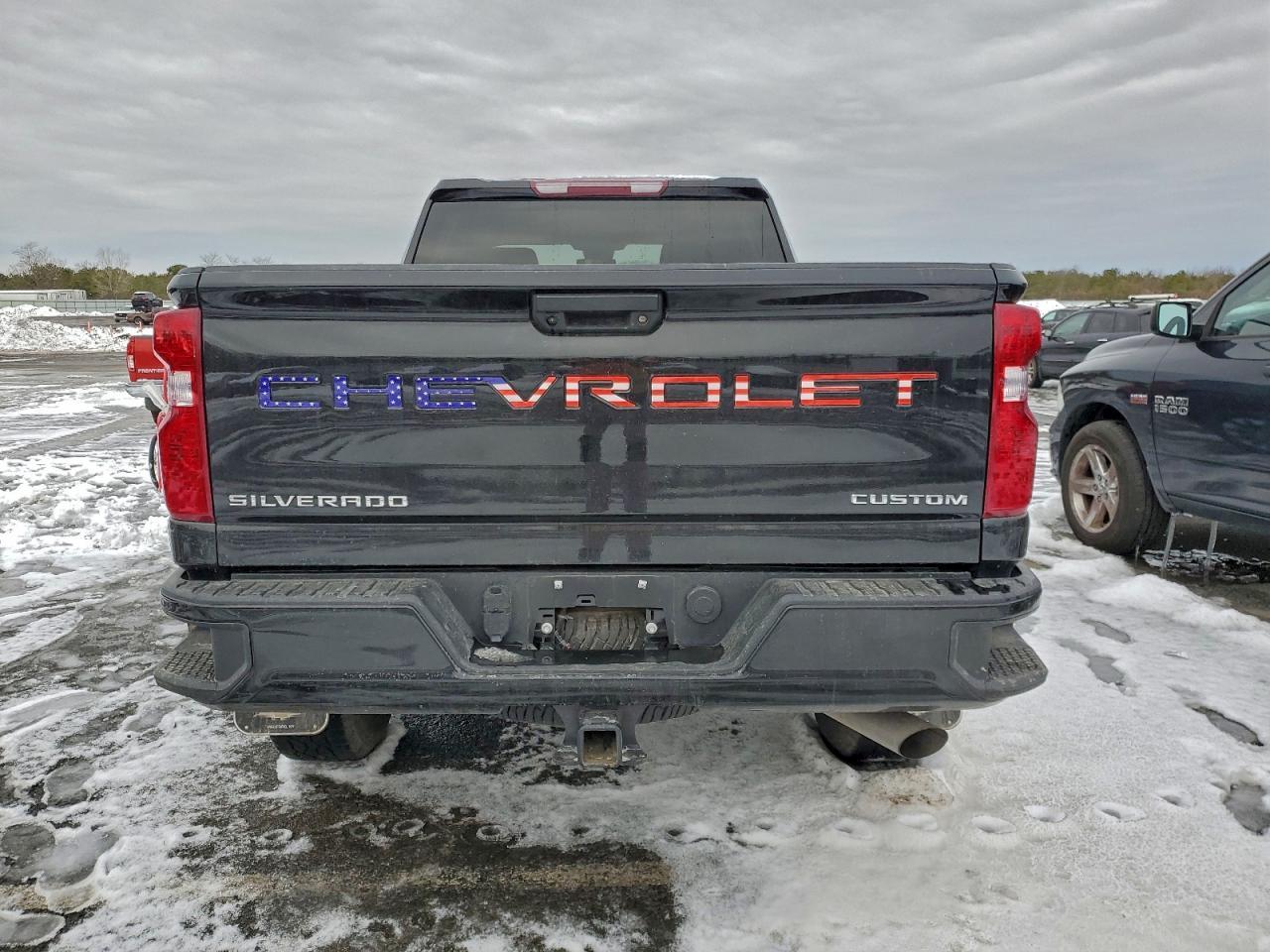2025 Chevrolet Silverado K2500 Custom - Фото 6