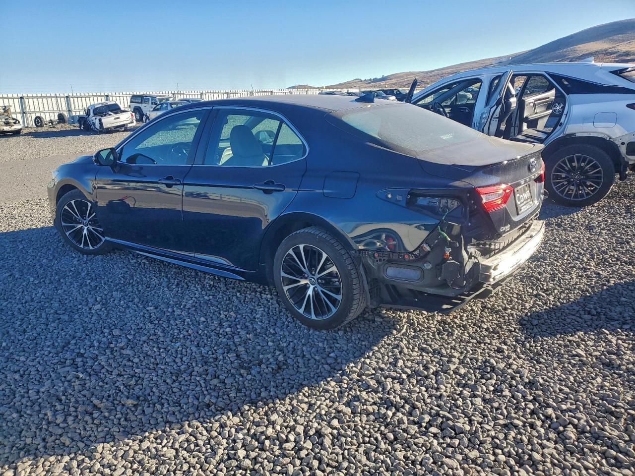 2019 Toyota Camry L - Image 2