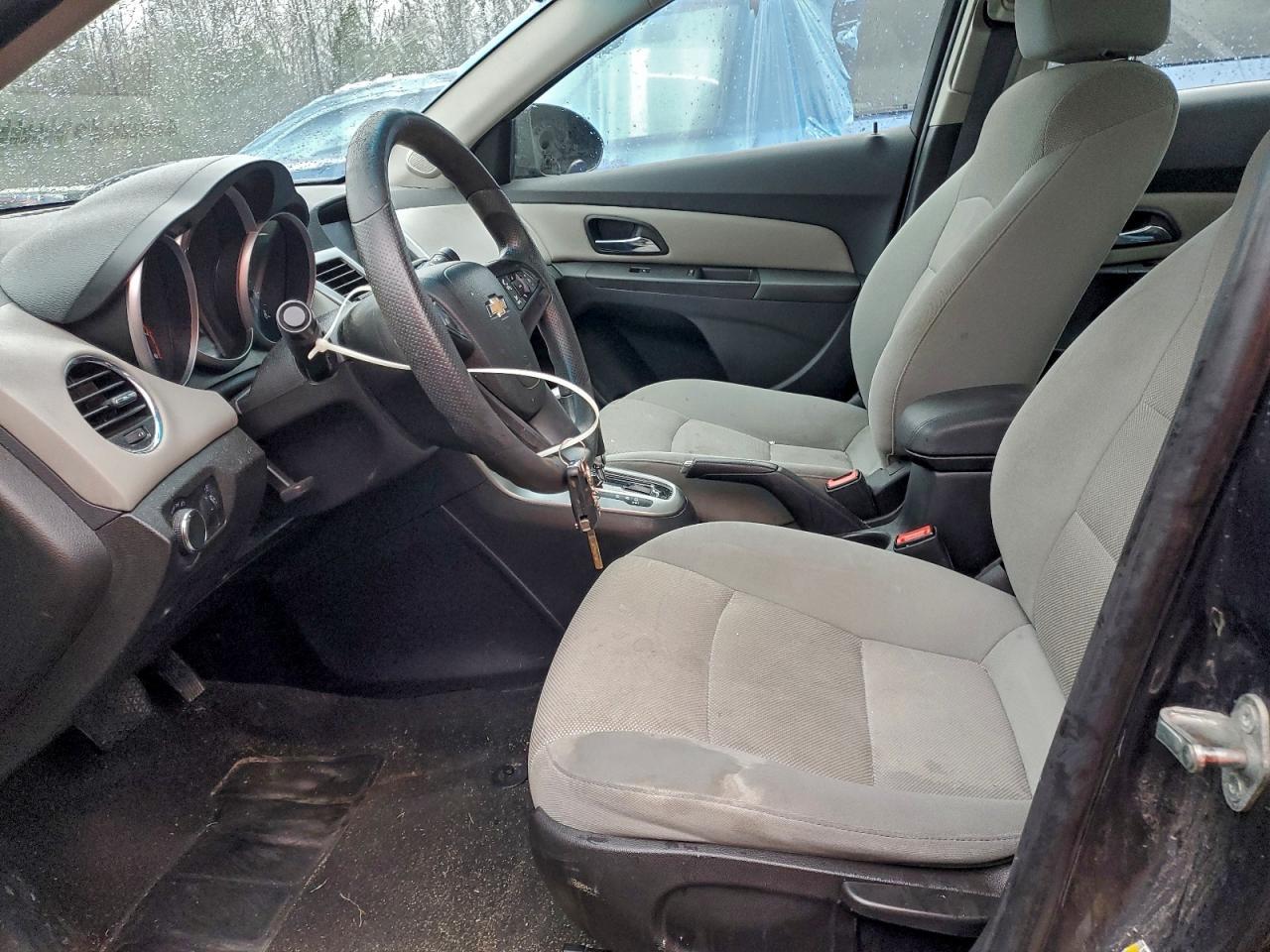 2015 Chev Cruze Lt - Image 7