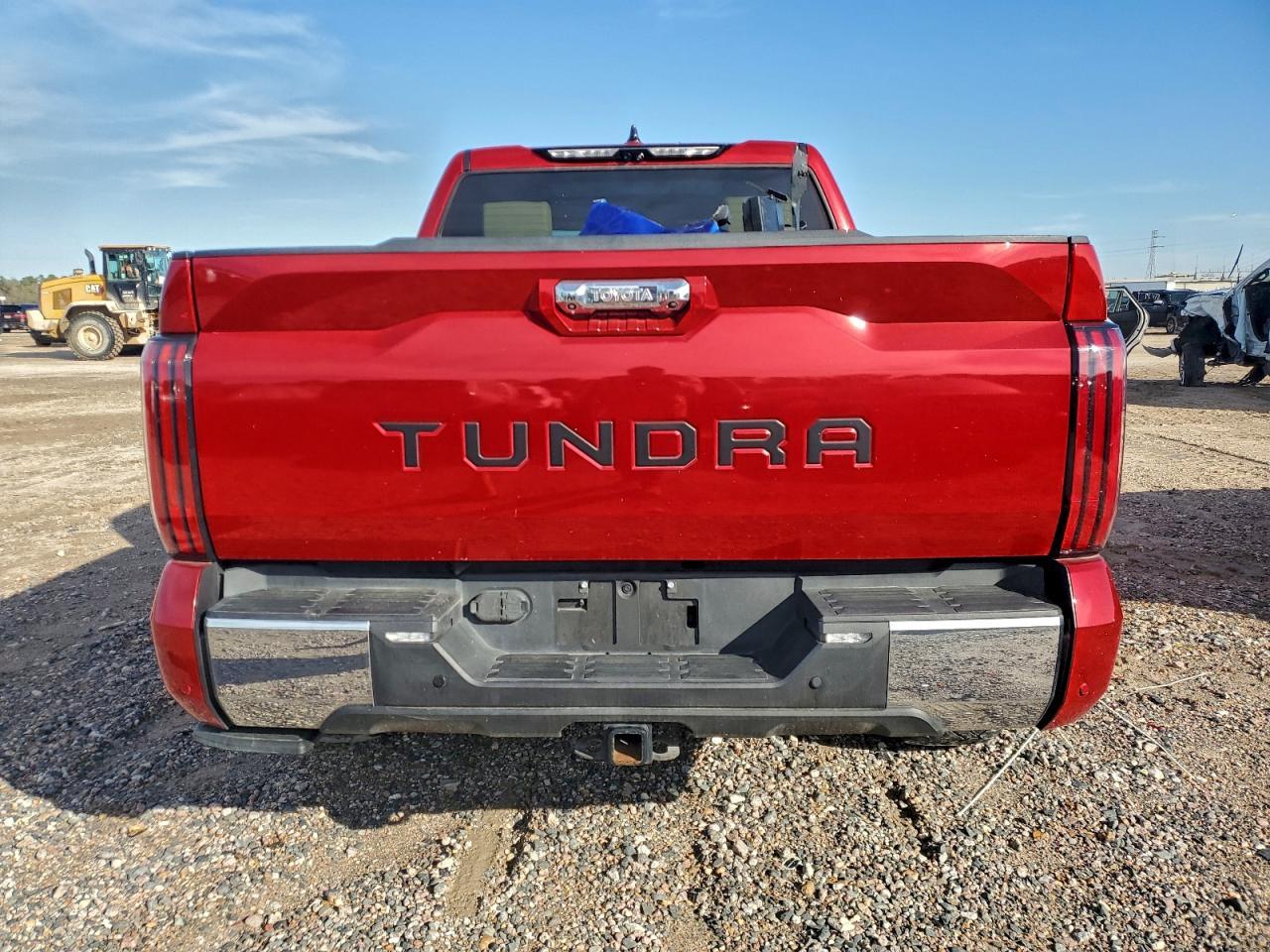 2023 Toyota Tundra Crewmax Platinum - Image 6