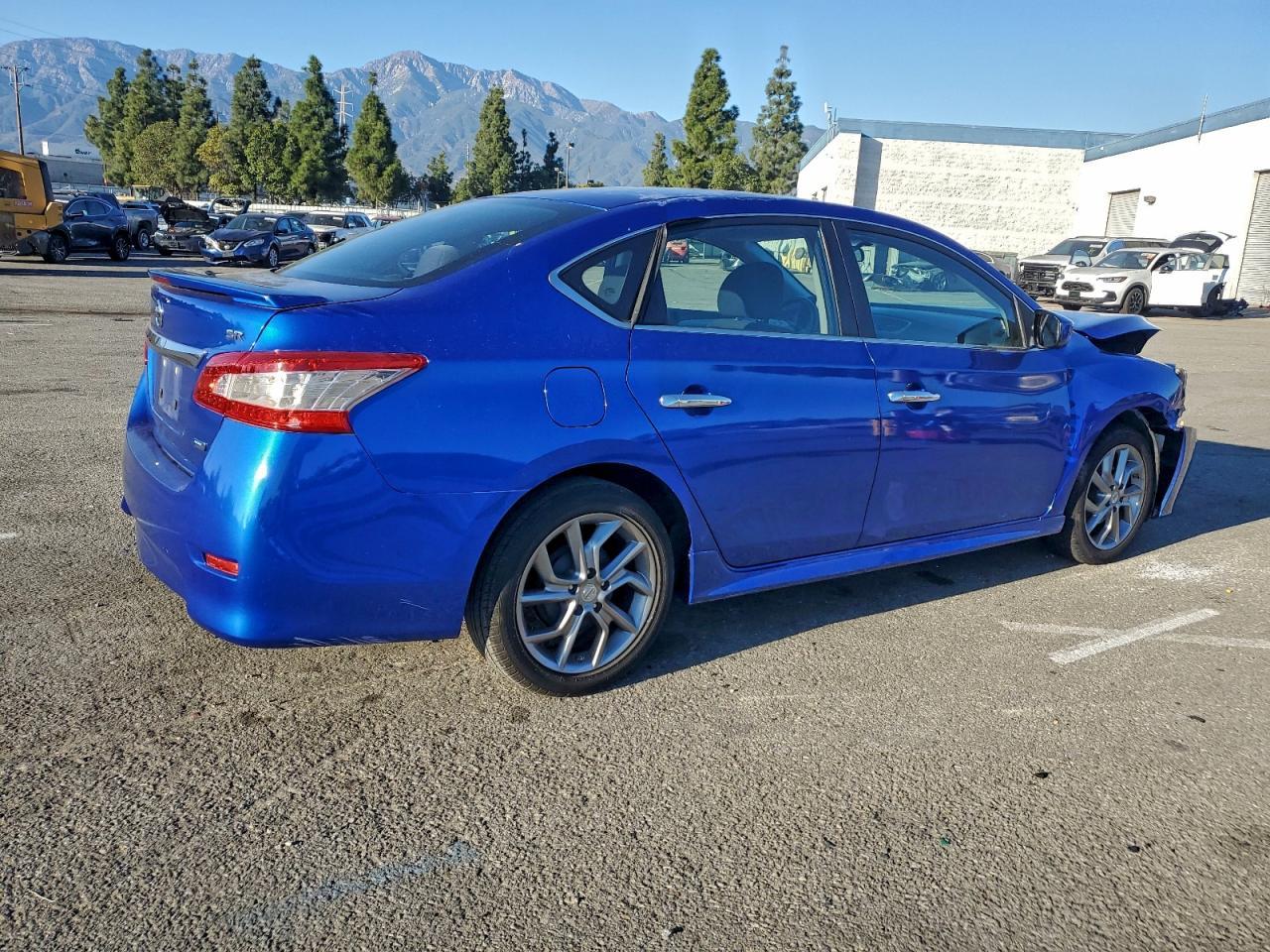 2014 Nissan Sentra S - Фото 3