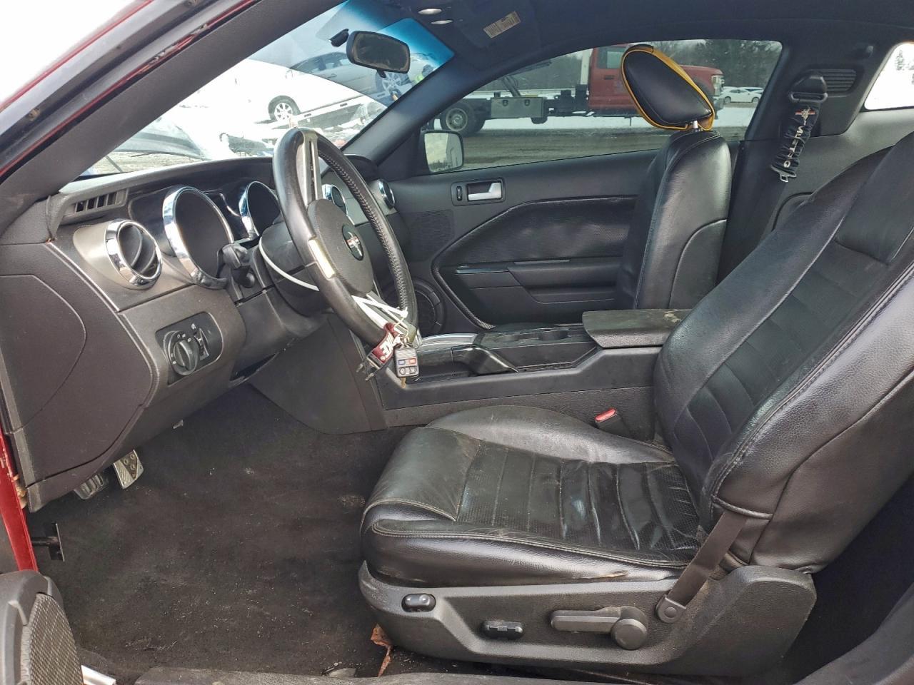 2006 Ford Mustang - Image 7