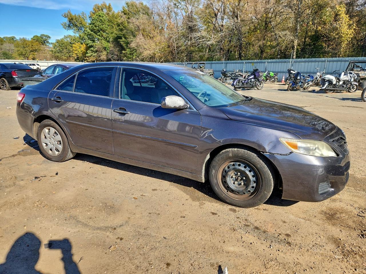 2011 Toyota Camry Le - Image 7