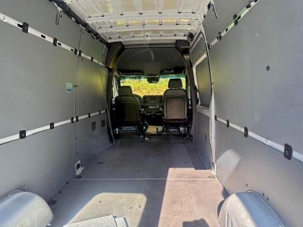 2022 Mercedes-Benz Sprinter 2500 - Фото 6