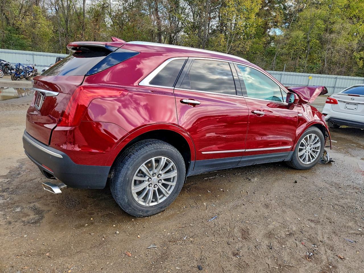2018 Cadillac Xt5 Luxury - Image 3