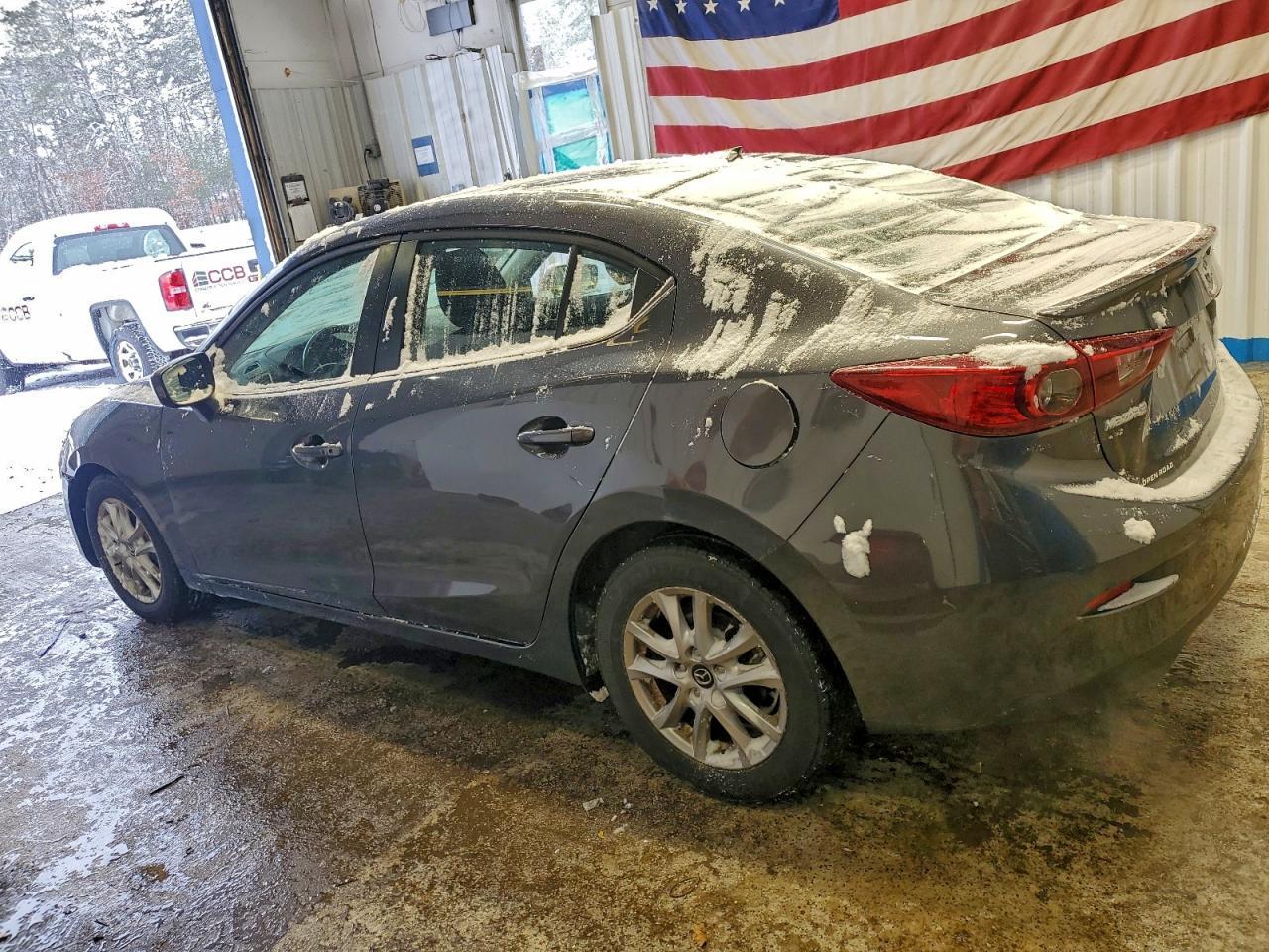 2016 Mazda 3 Touring - Фото 2