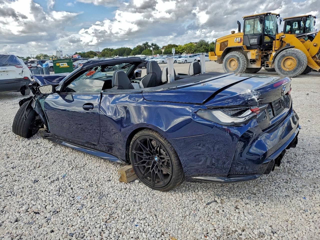 2024 BMW M4 Competition - Image 2