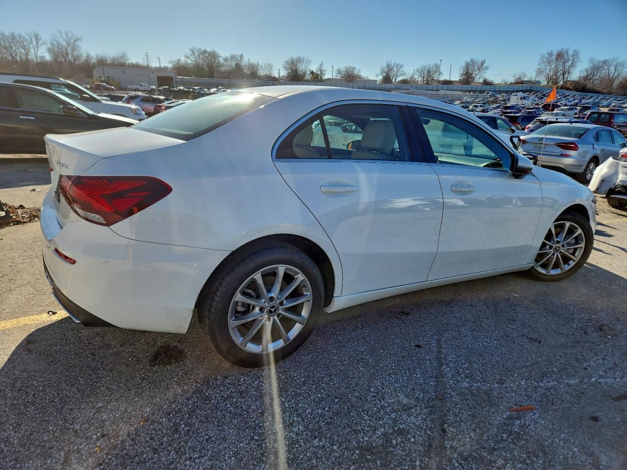 2019 Mercedes-Benz A 220 4Matic - Фото 3