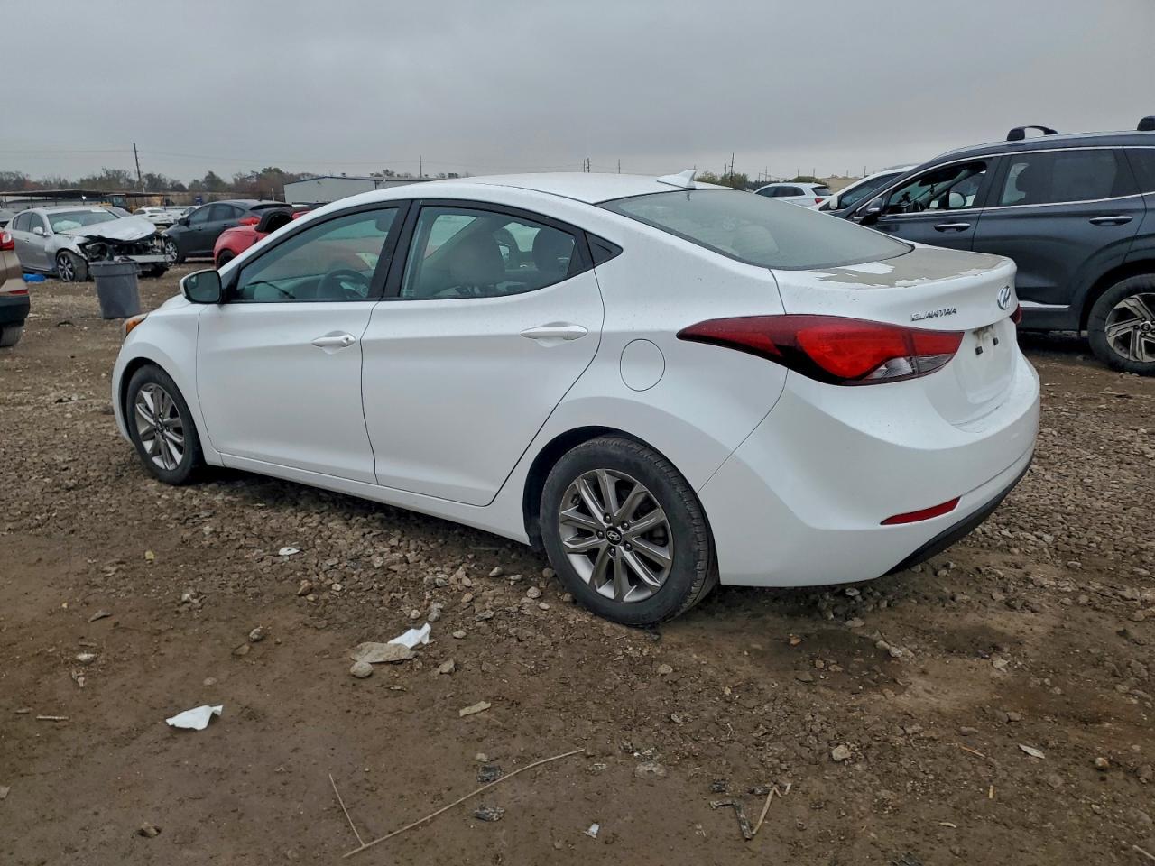 2016 Hyundai Elantra Se - Image 2