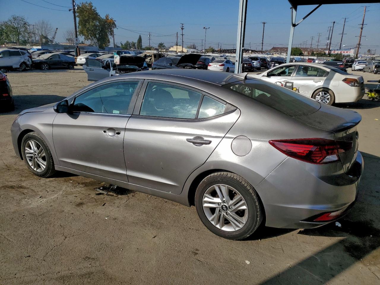 2020 Hyundai Elantra Sel - Фото 2