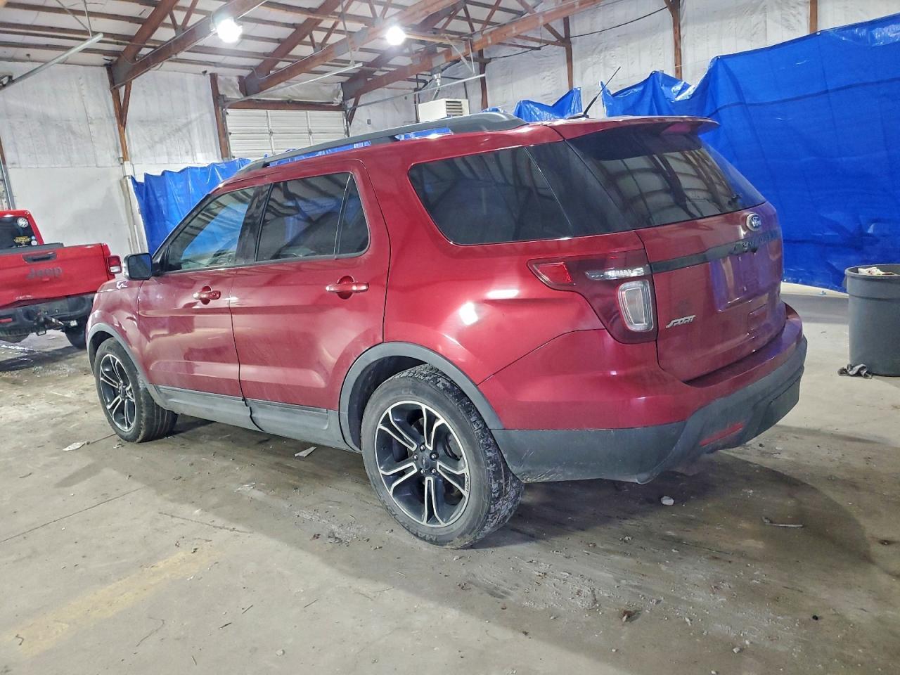 2015 Ford Explorer Sport - Фото 2