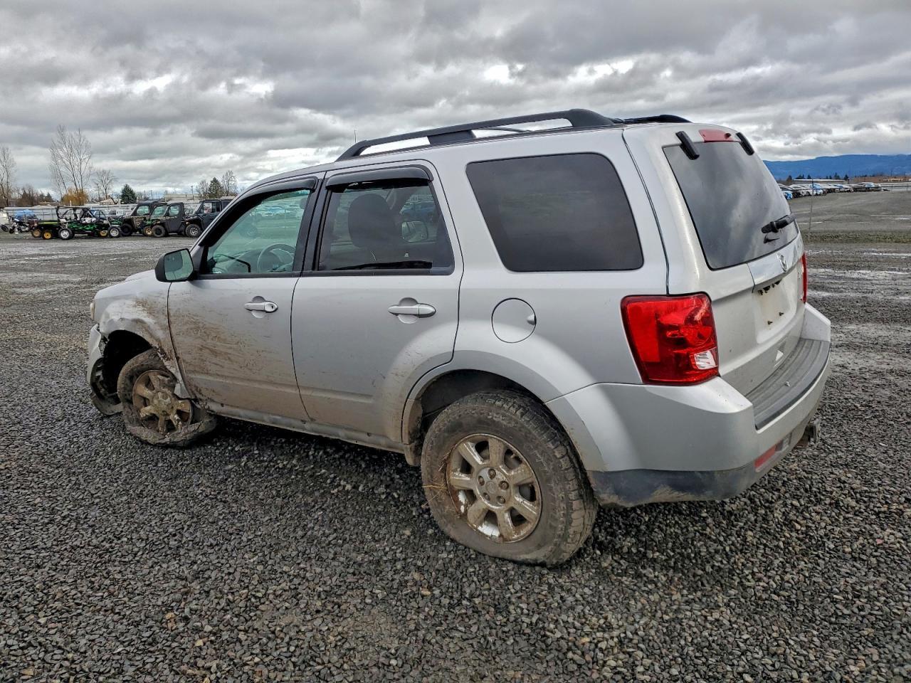 2011 Mazda Tribute S - Image 2
