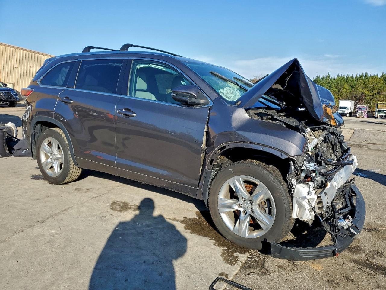 2015 Toyota Highlander Limited - Image 4