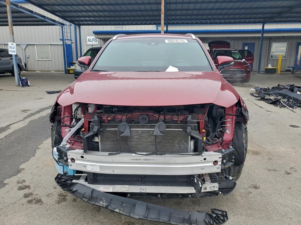 2022 Toyota Venza Le - Фото 5