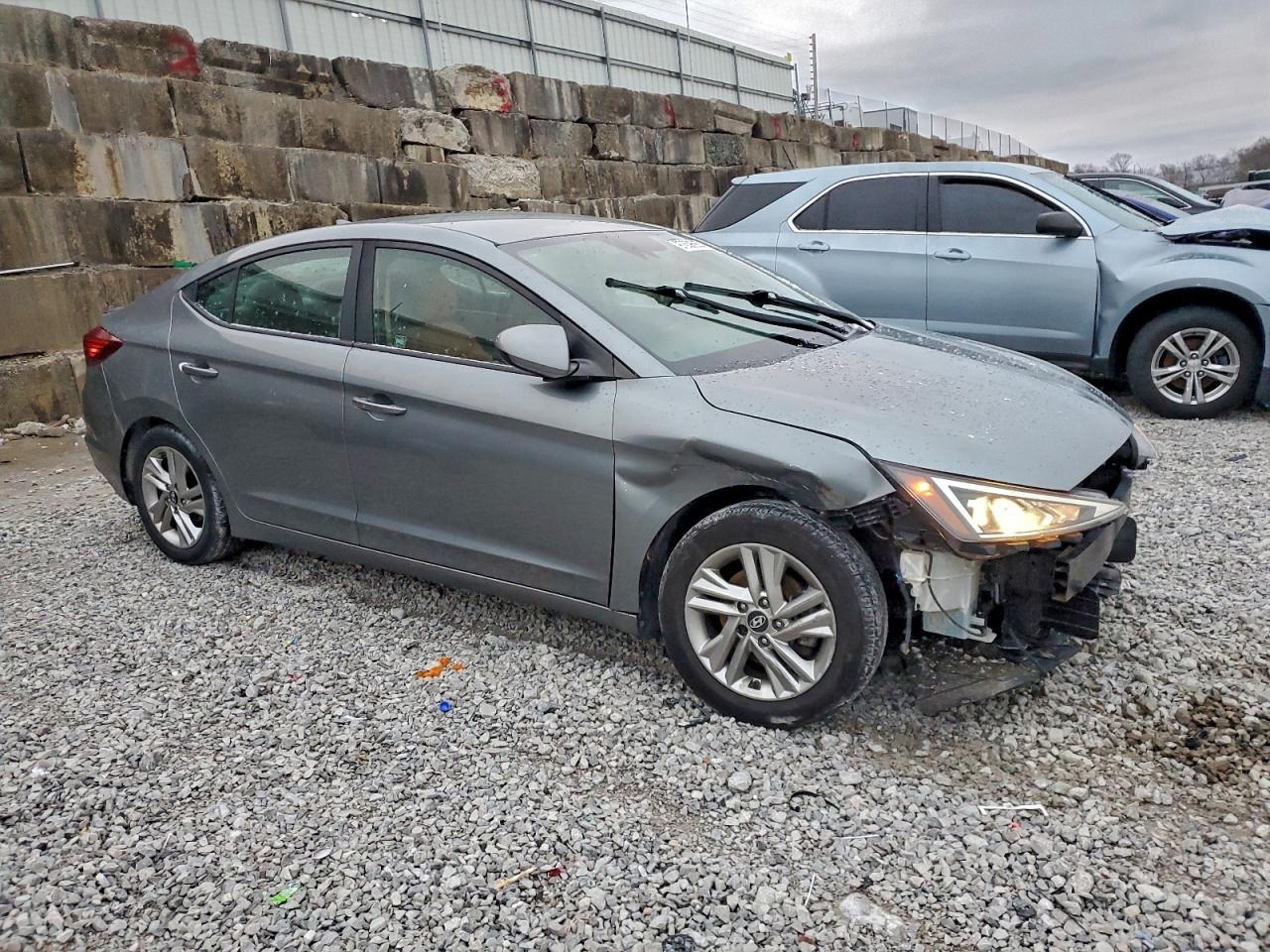 2019 Hyundai Elantra Sel - Фото 4
