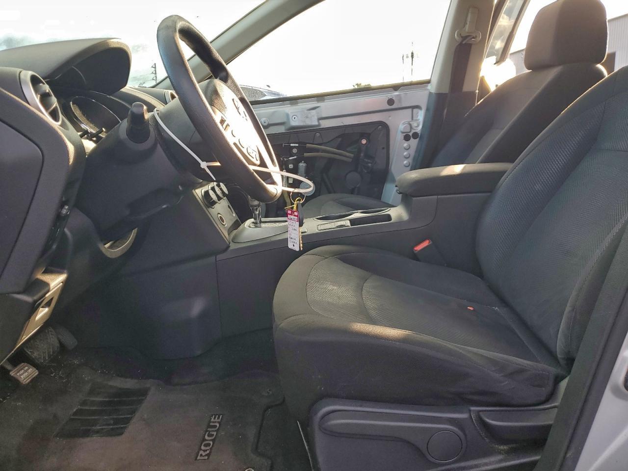 2013 Nissan Rogue S - Фото 7