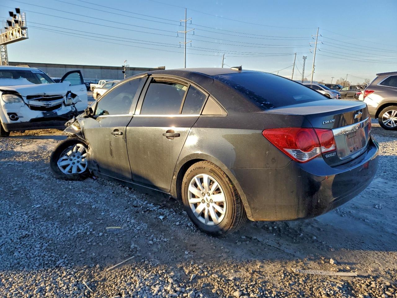 2011 Chevrolet Cruze Ls - Фото 2