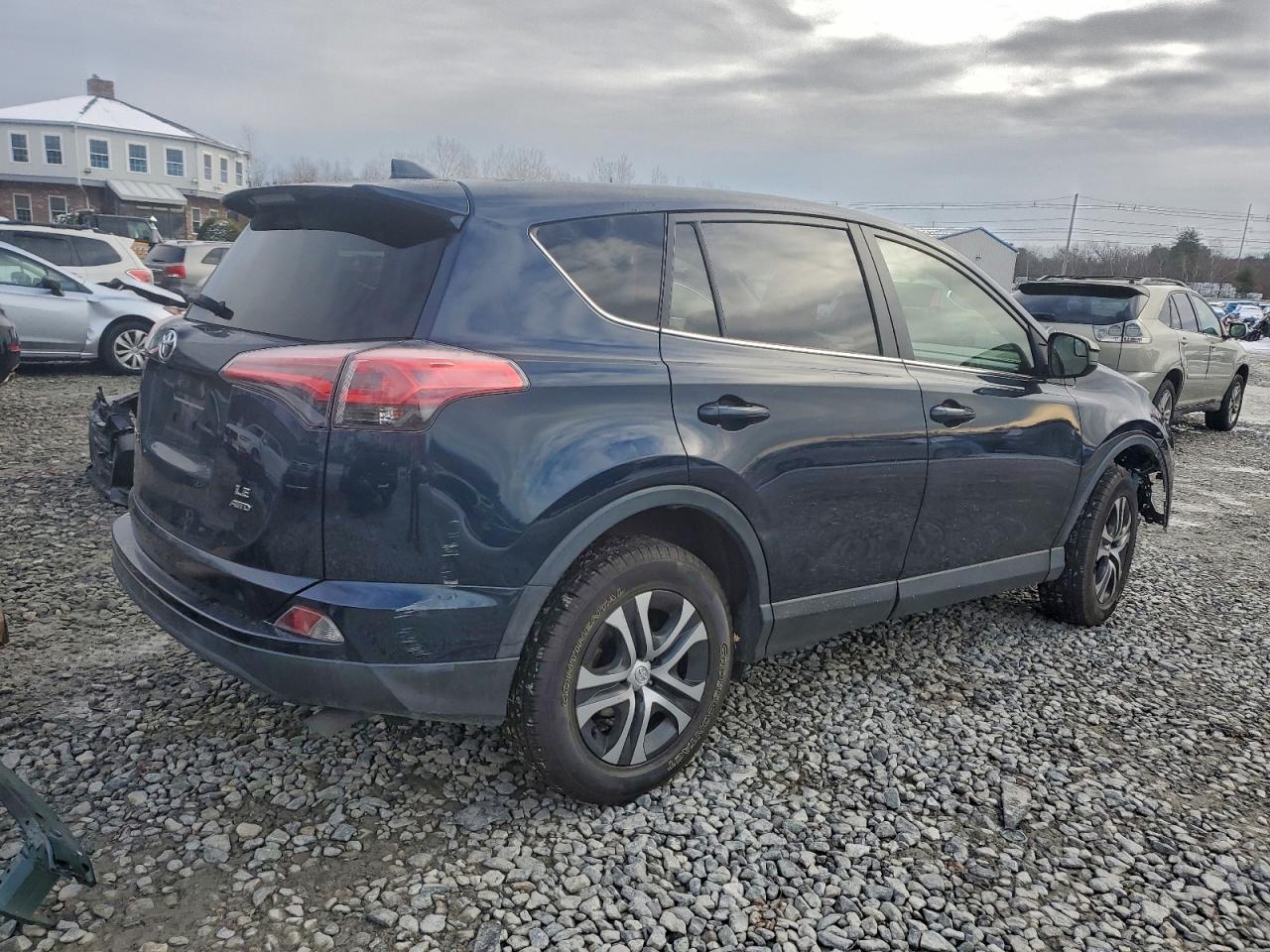 2018 Toyota Rav4 Le - Фото 3