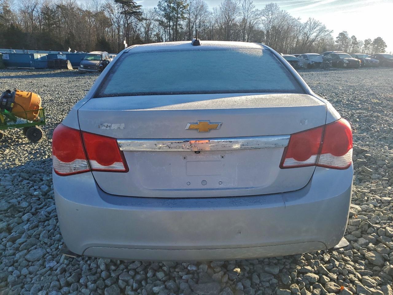 2016 Chevrolet Cruz - Фото 6