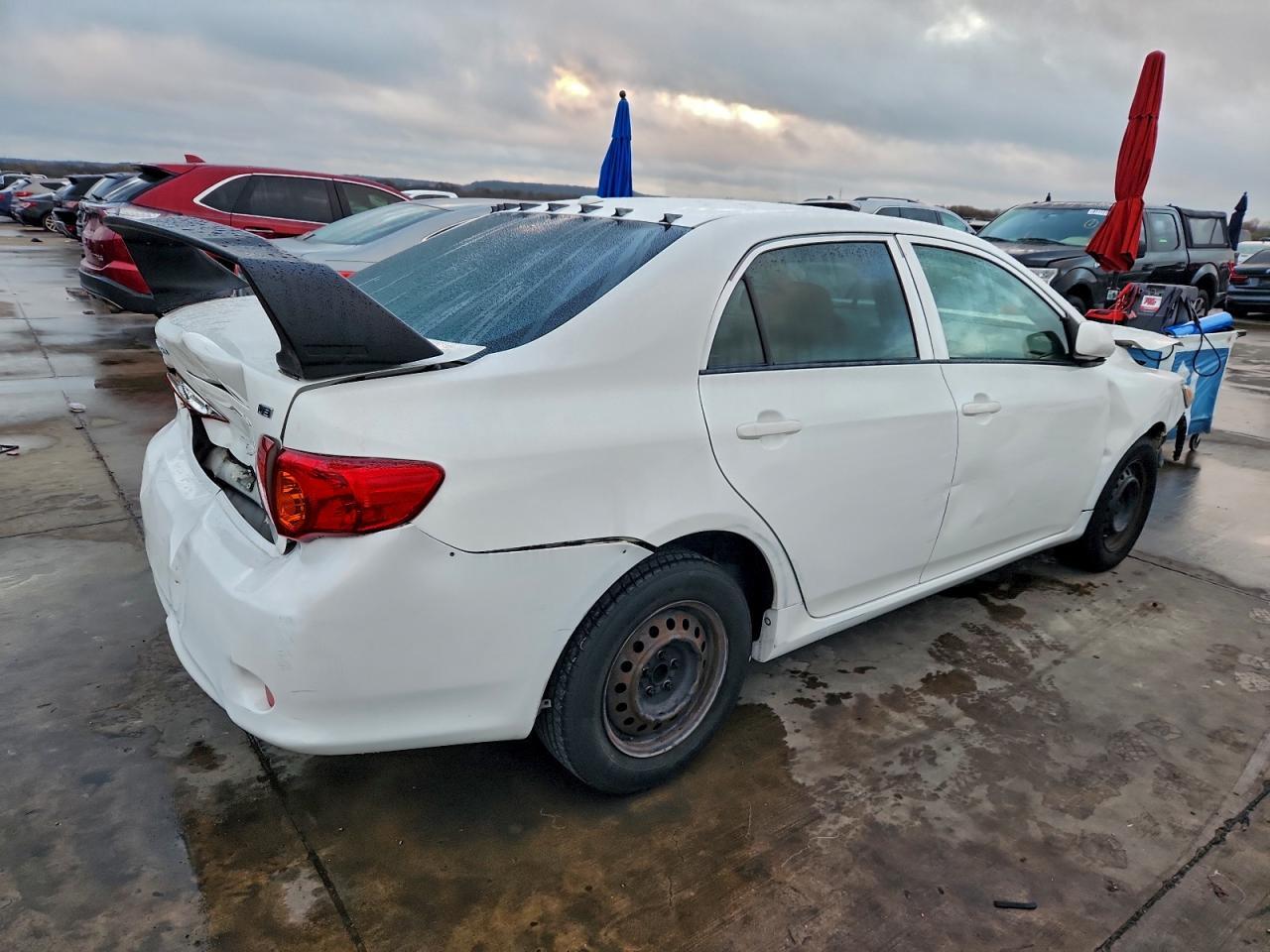 2010 Toyota Corolla Le - Image 3