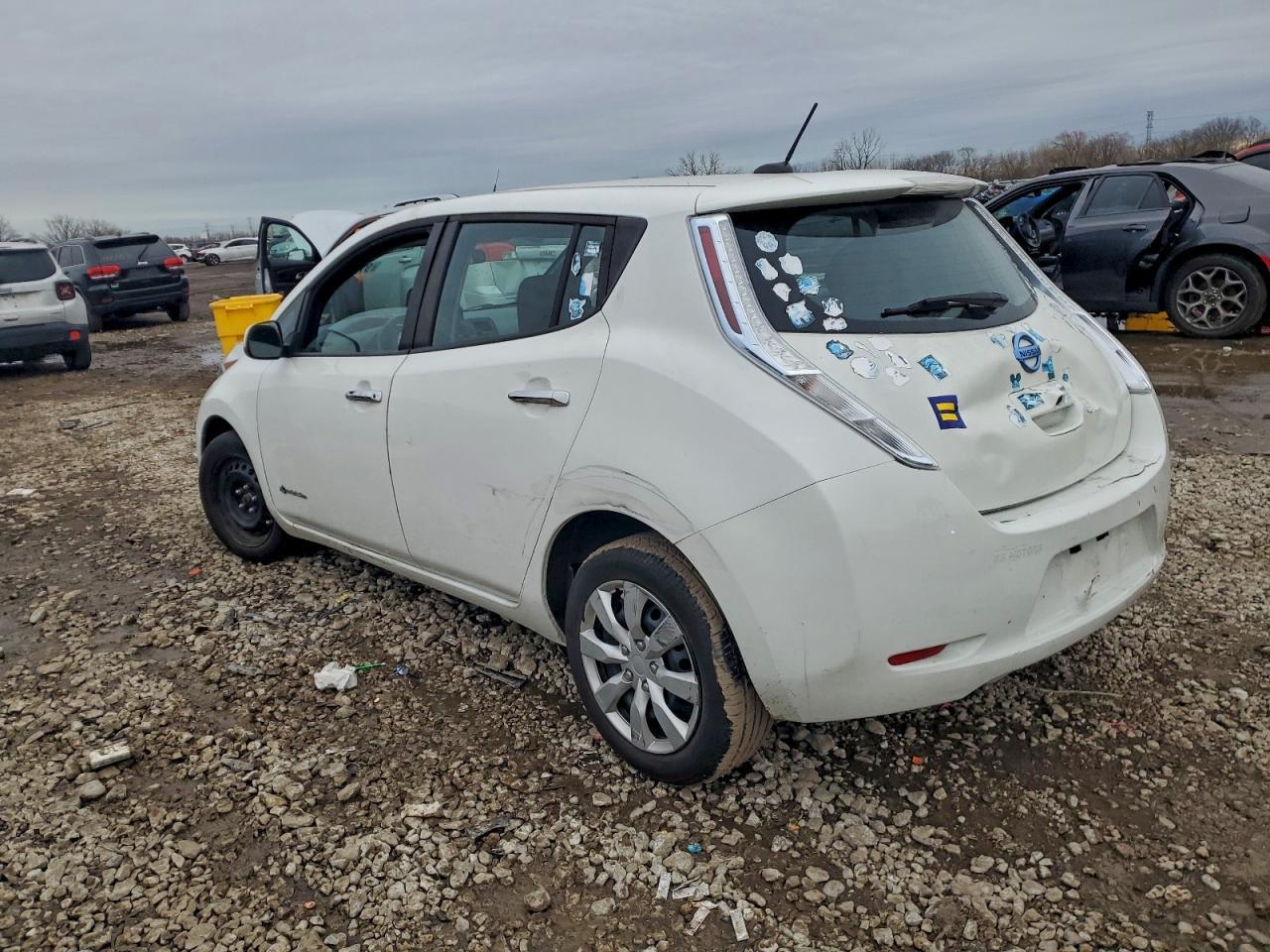 2013 Nissan Leaf S - Image 2